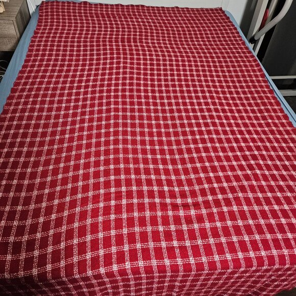 Cashmere Blend Blanket Spread Throw Red White Plaid Stadium Picnic Camp 85"x55" - Picture 7 of 8